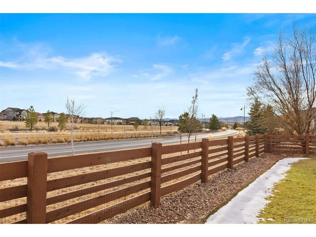 Photo of 352 Taurus Dr