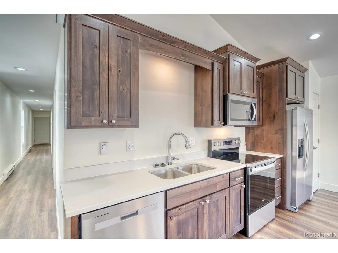 Photo of 10804 Willow Ave