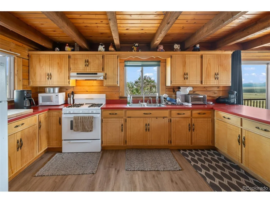 Photo of 7256 Jefferson Rd