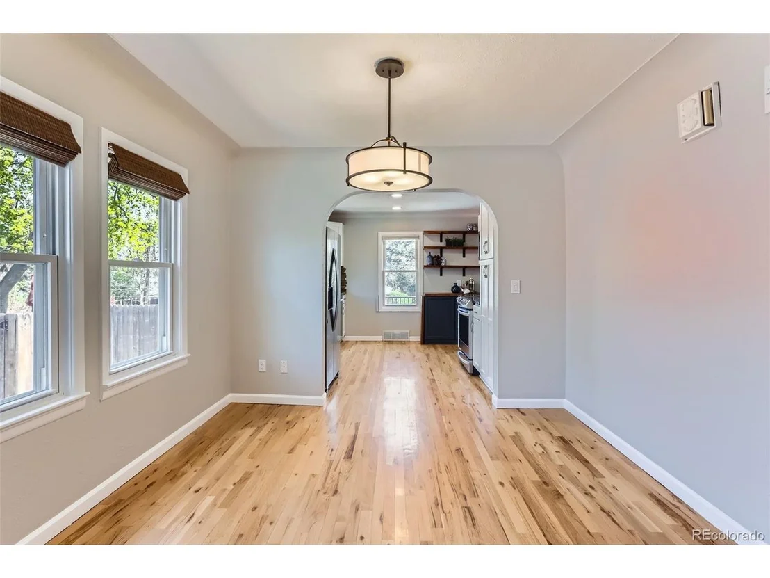 Photo of 734 Sumner St