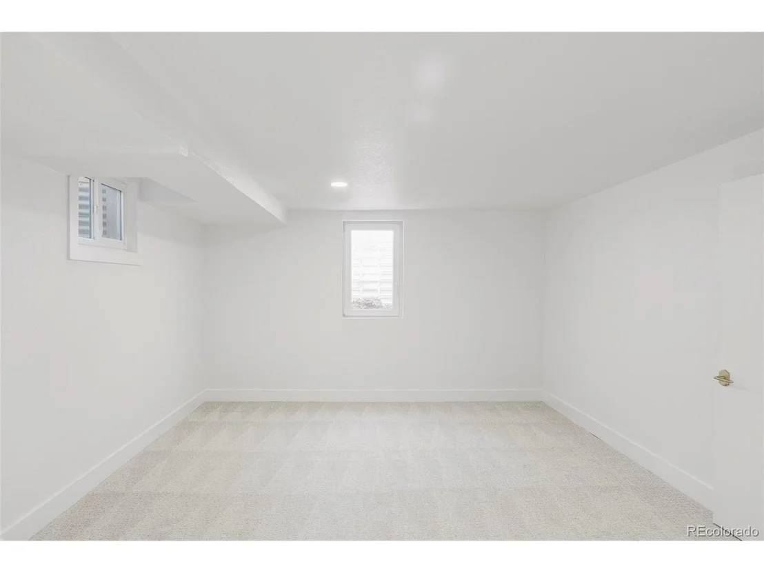 Photo of 42 Princeton Cir