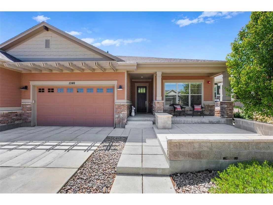 Photo of 1240 Lanterns Ln