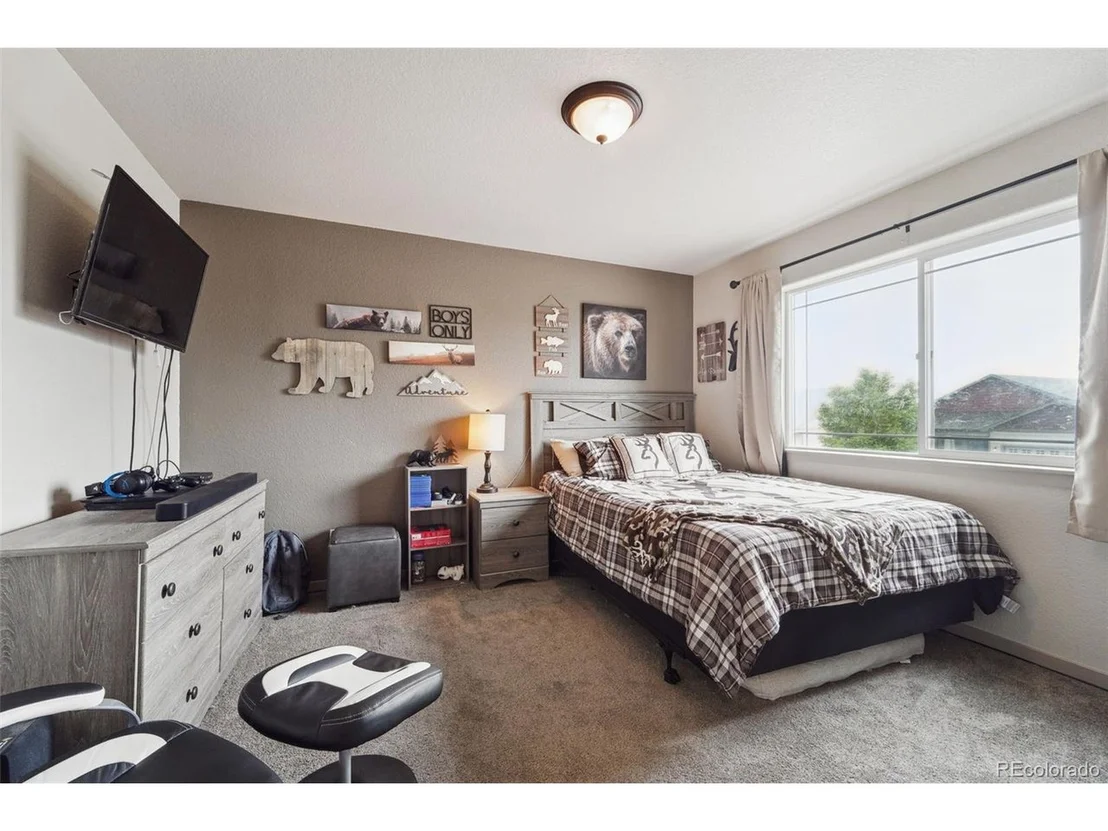 Photo of 349 Sunset Dr