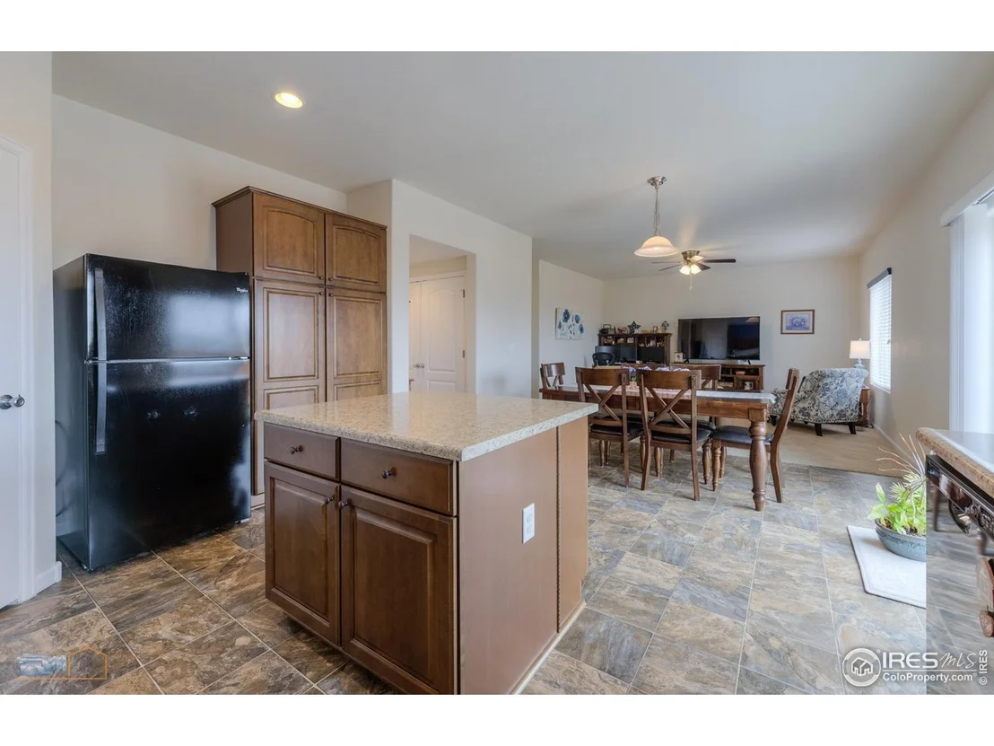 Photo of 591 Sandi Ln