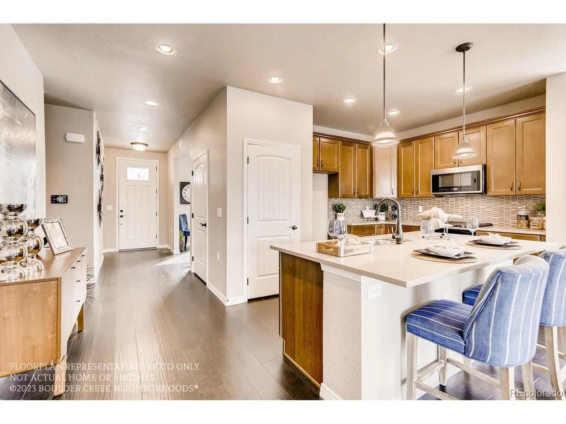 Photo of 838 Quarry Cir