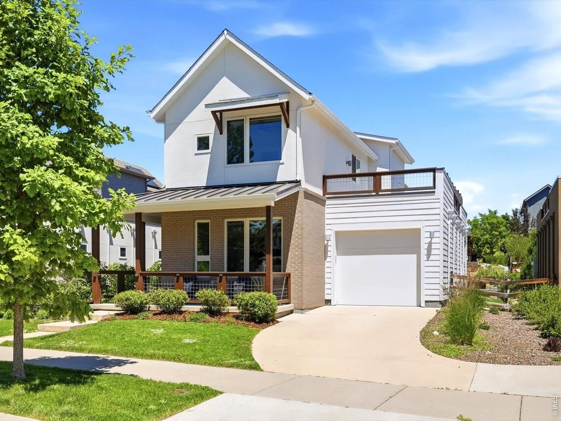 Photo of 835 Yellow Pine Ave