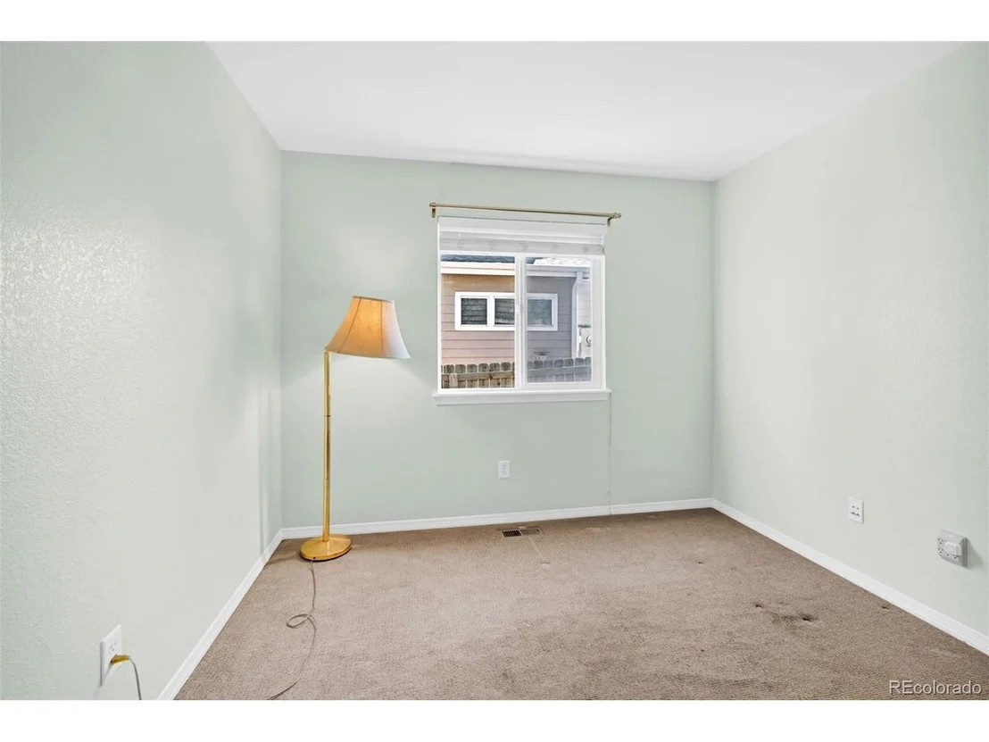 Photo of 320 Short Dr