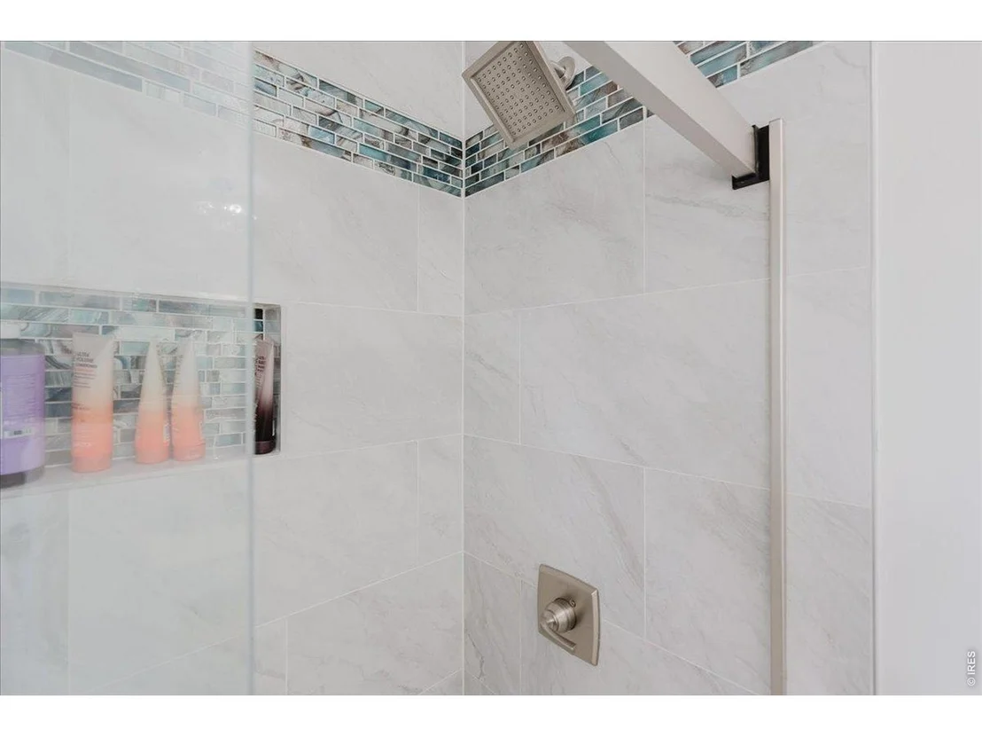Photo of 443 Baker St