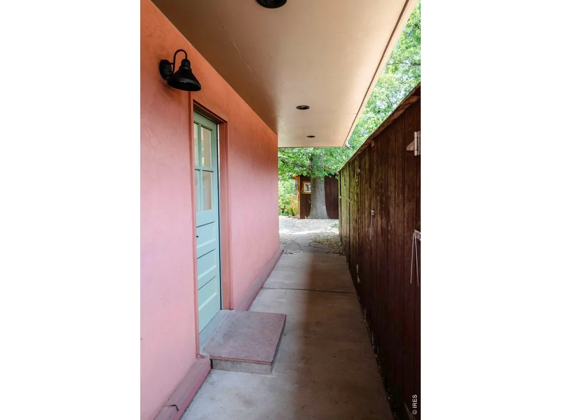 Photo of 3565 Martin Dr