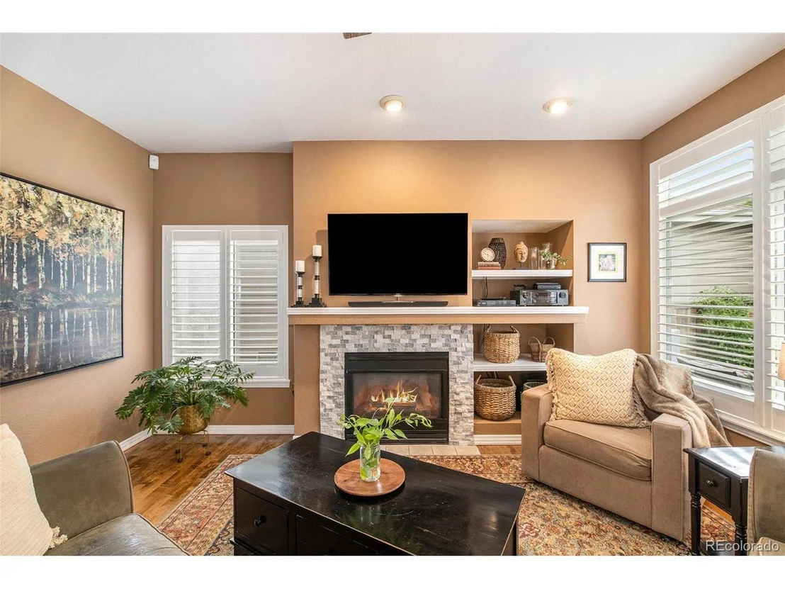 Photo of 15995 Sequoia Dr