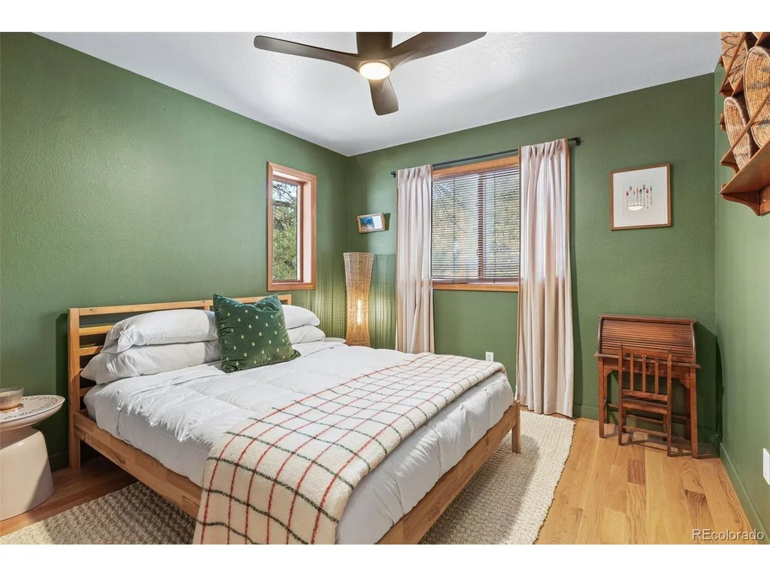 Photo of 27218 Mountain Park Rd