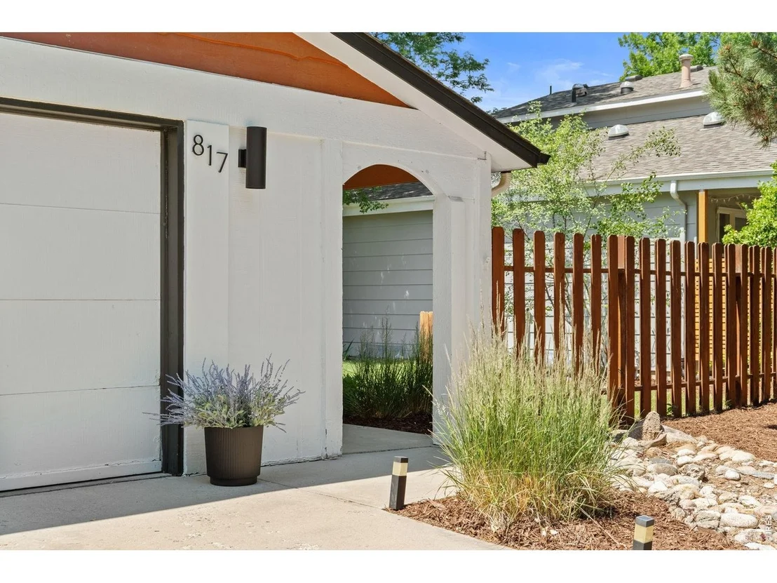 Photo of 817 Parkview Dr