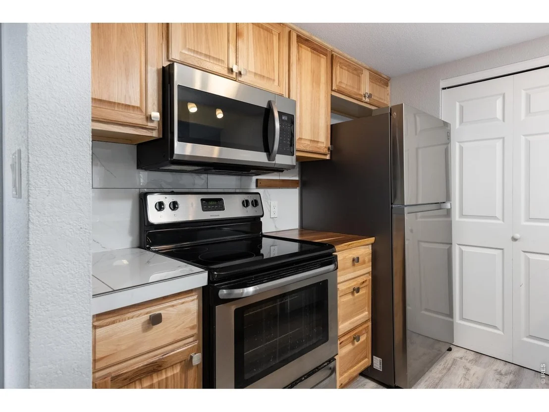 Photo of Unit 77 at 3275 34th St