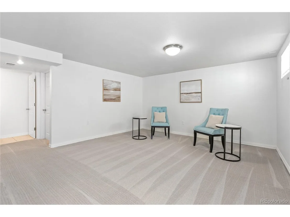Photo of 5633 W 71st Pl