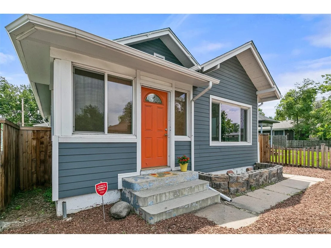 Photo of 3954 Sheridan Blvd
