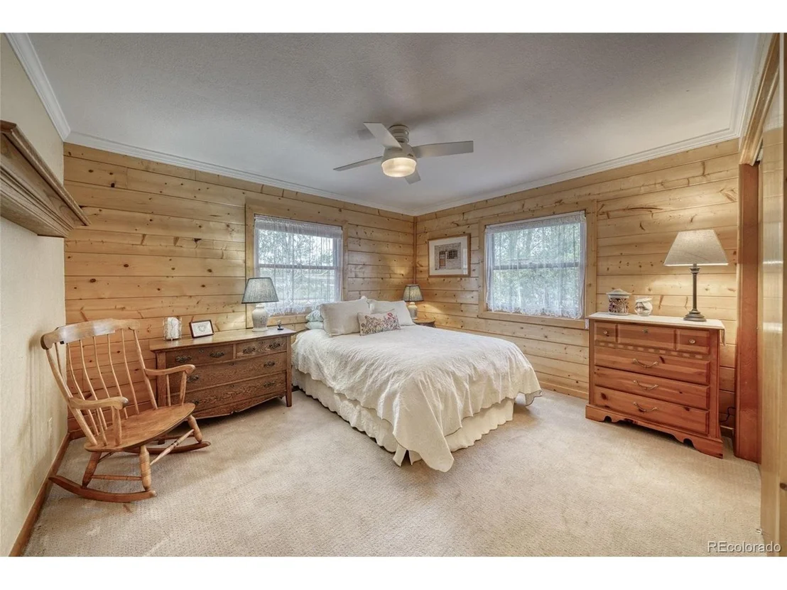 Photo of 1322 Angelview Cir