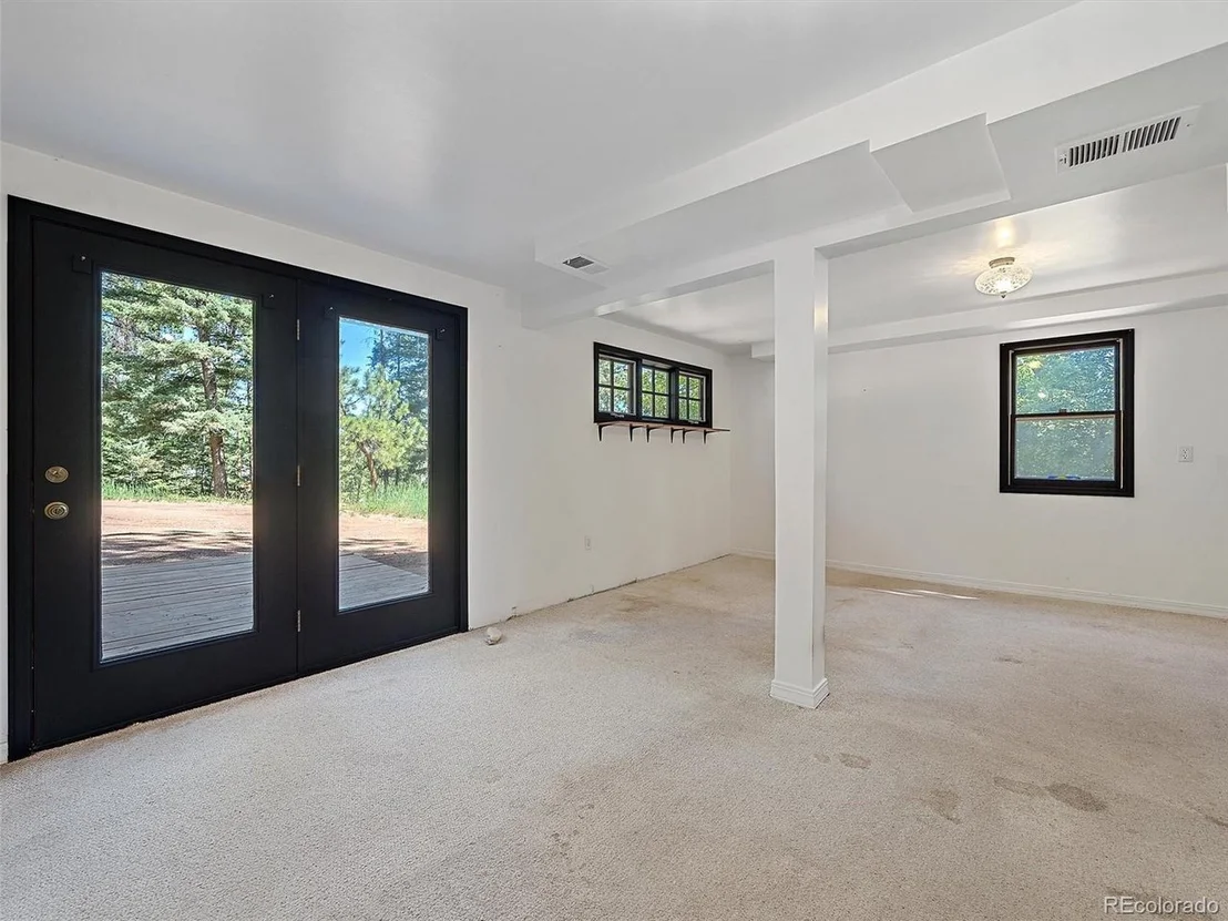 Photo of 11052 Lindsey Rd