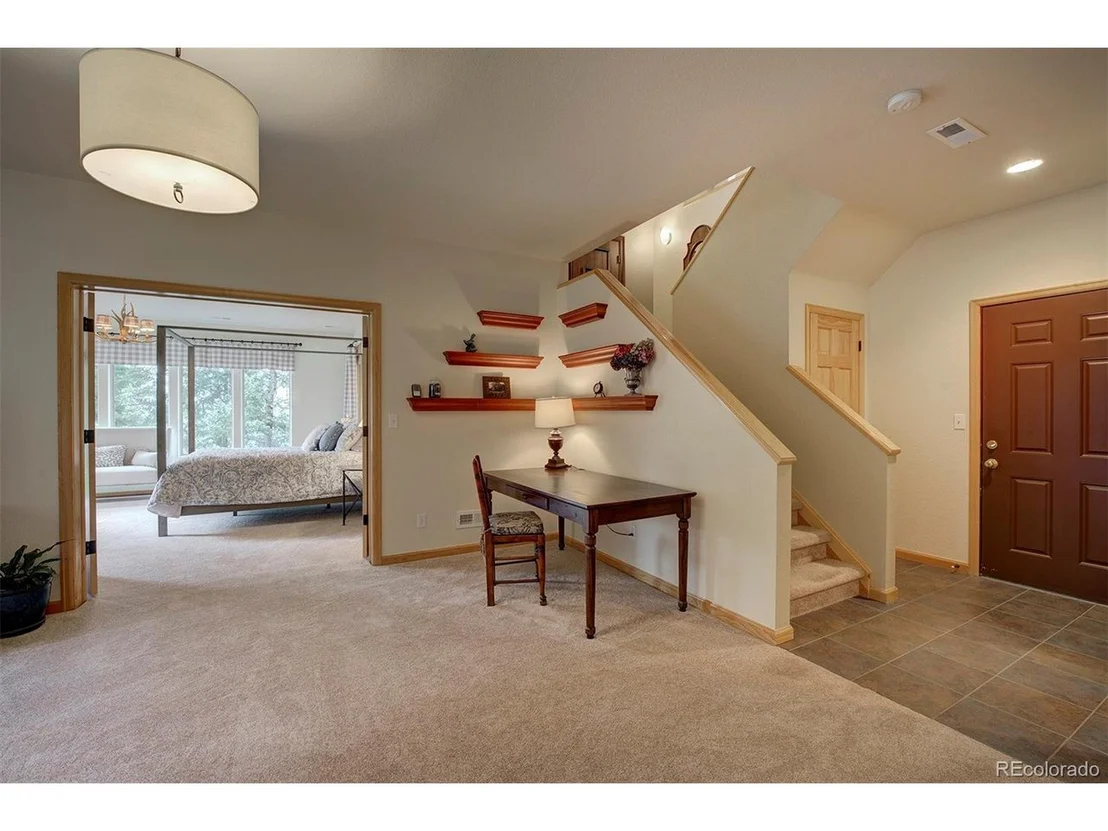 Photo of 990 Elk Valley Dr