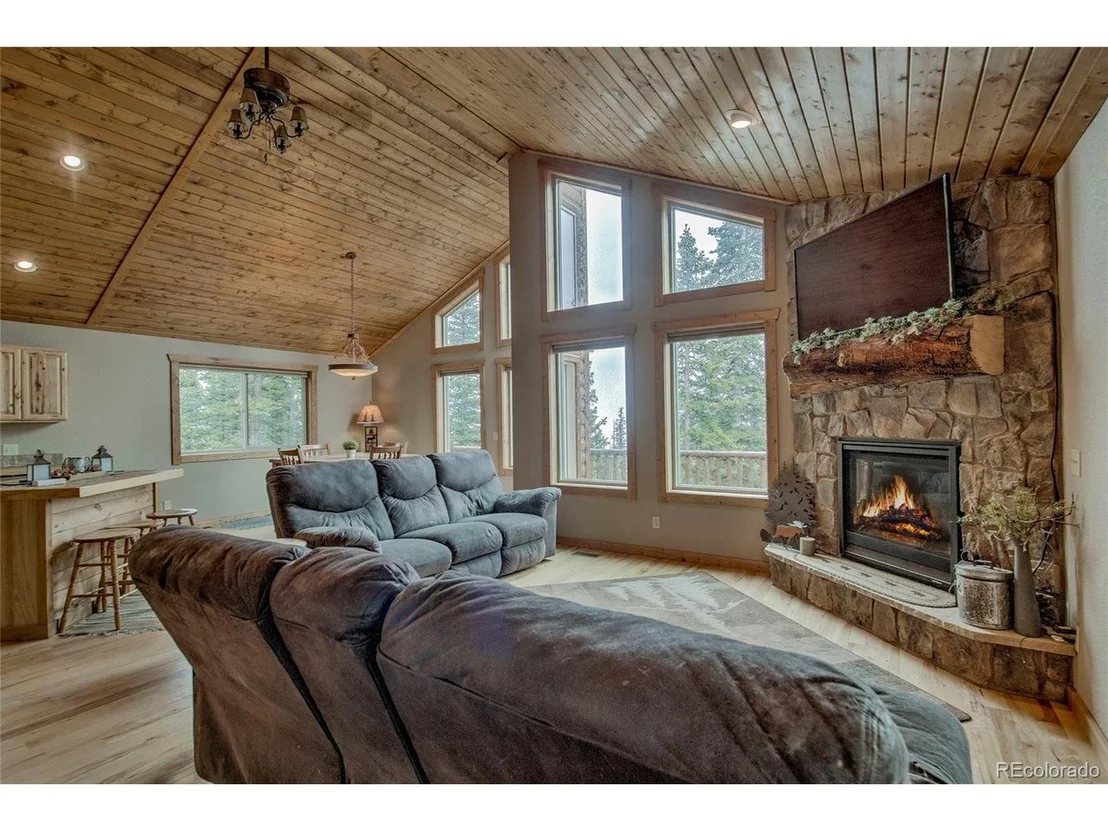 Photo of 566 Miners Way
