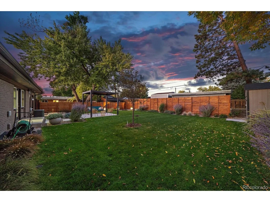 Photo of 6145 Cody St