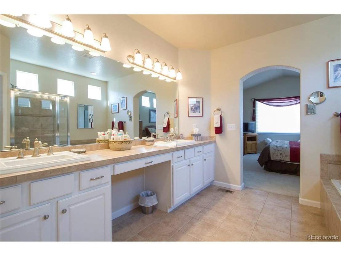 Photo of 12612 James Cir