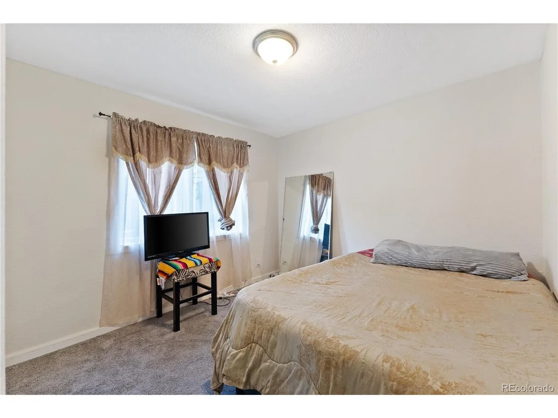 Photo of 9350 Hoffman Way