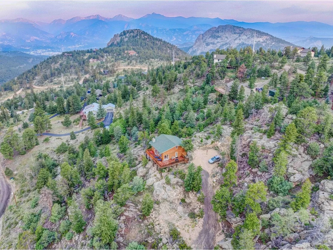 Photo of 301 Pine Tree Dr