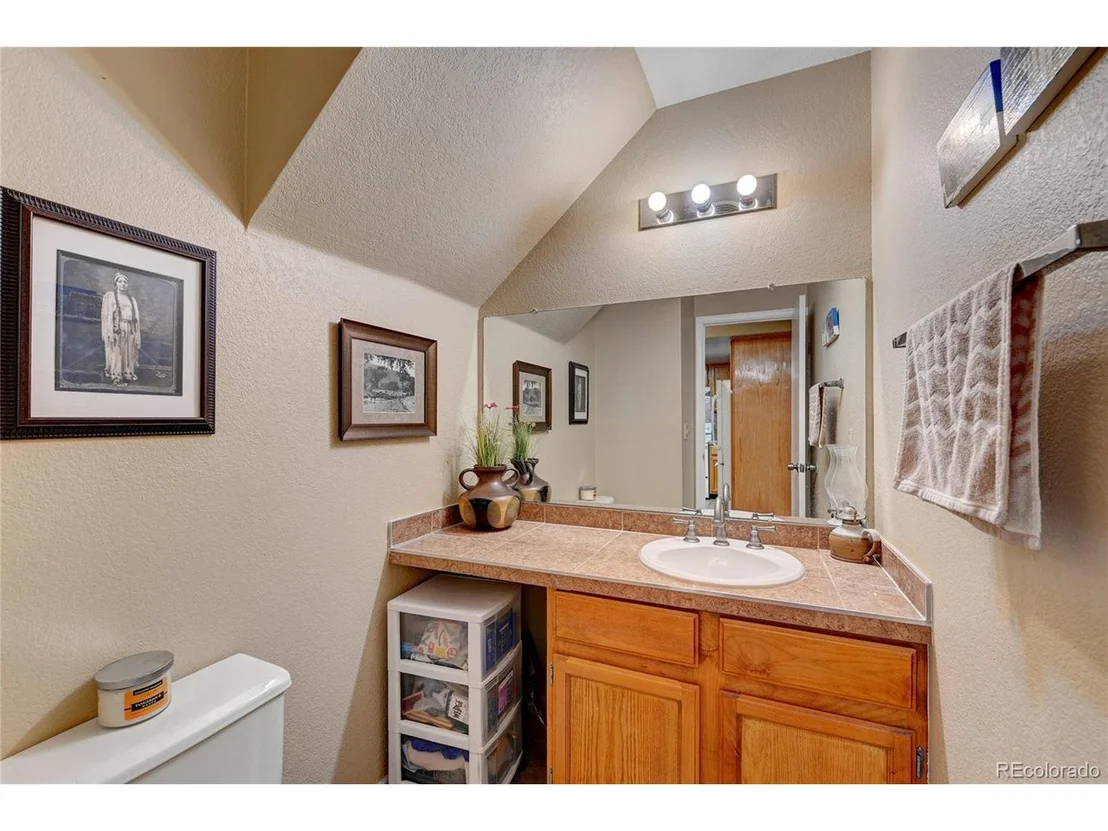Photo of Unit E at 8774 Allison Dr
