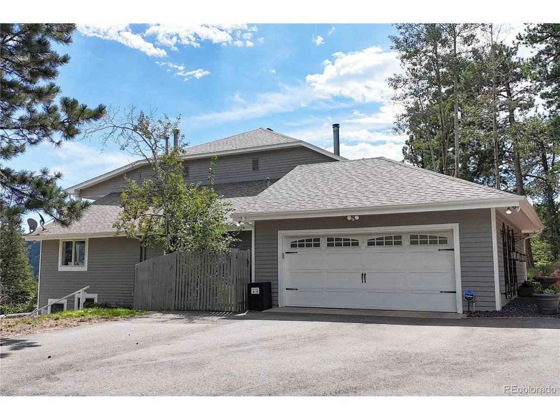 Photo of 7692 Surrey Dr
