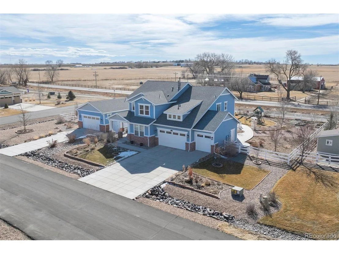 Photo of 3385 Birch Rd