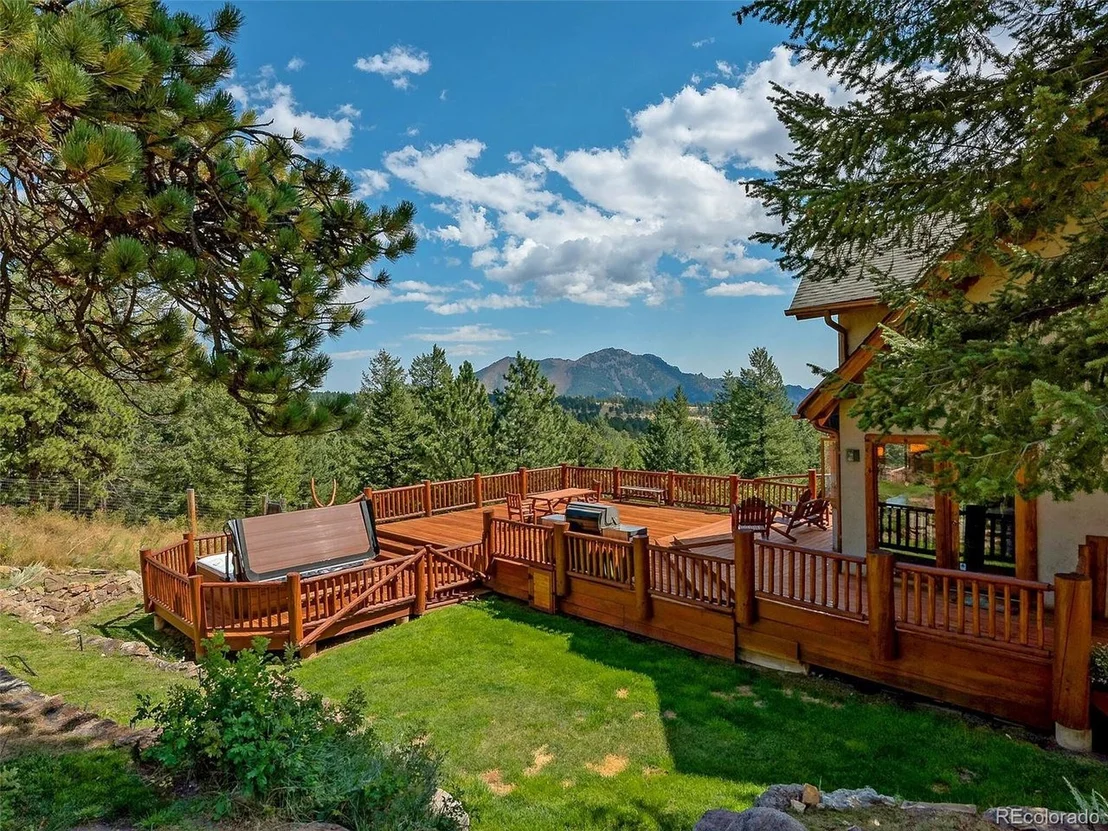 Photo of 8552 Flagstaff Rd
