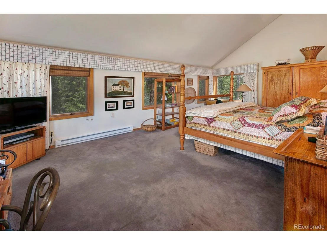 Photo of 44 Bear Tree Ct