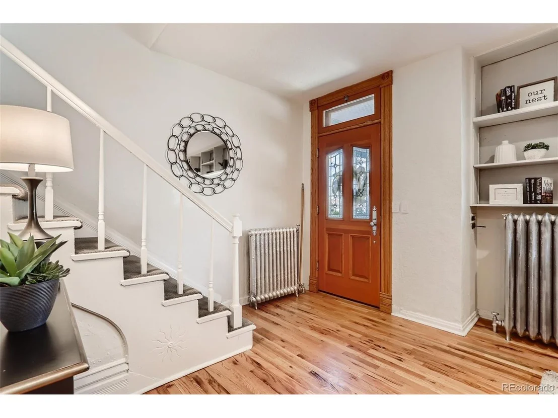 Photo of 3345 Bryant St
