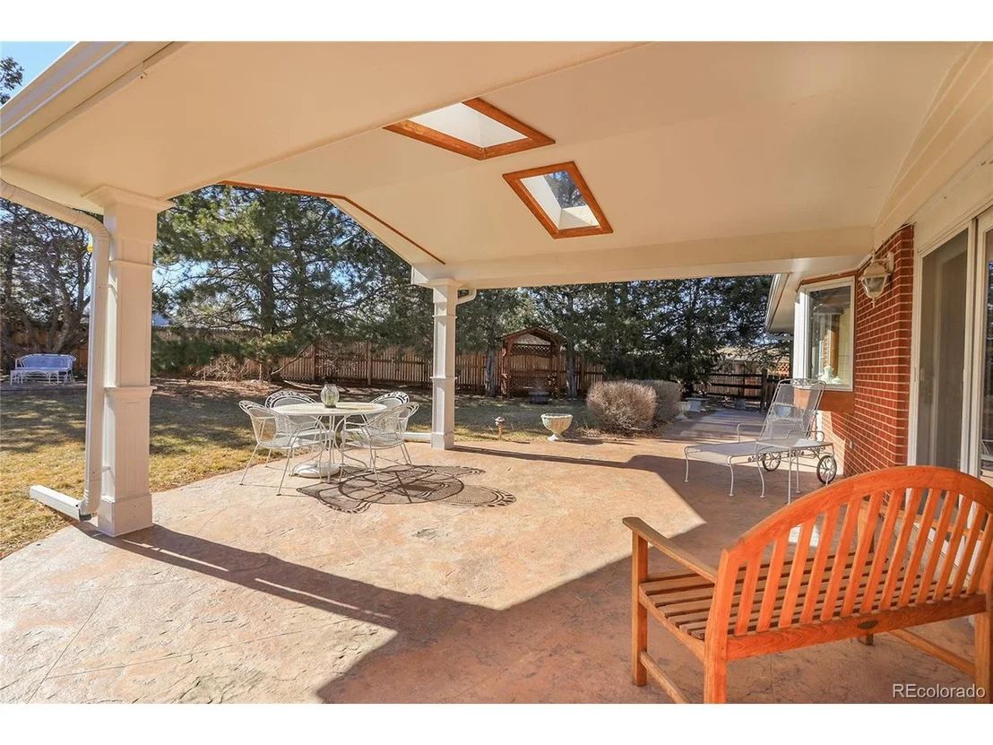Photo of 7420 Quaker St