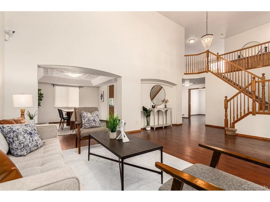 Photo of 13865 Elm St