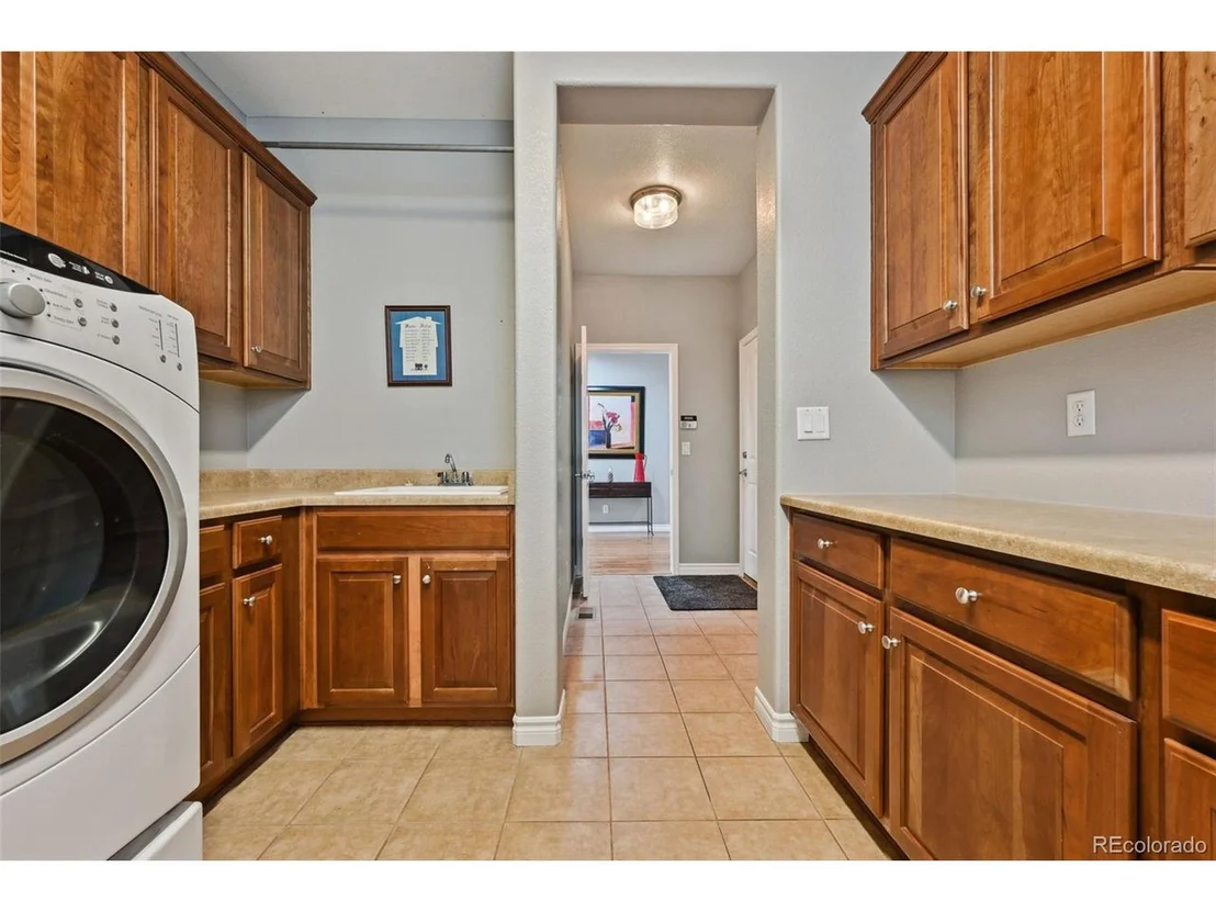 Photo of 10987 Bluegate Way