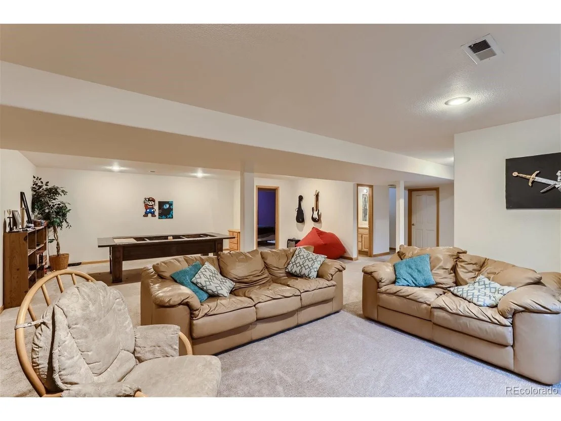 Photo of 2143 Meadow Vale Rd