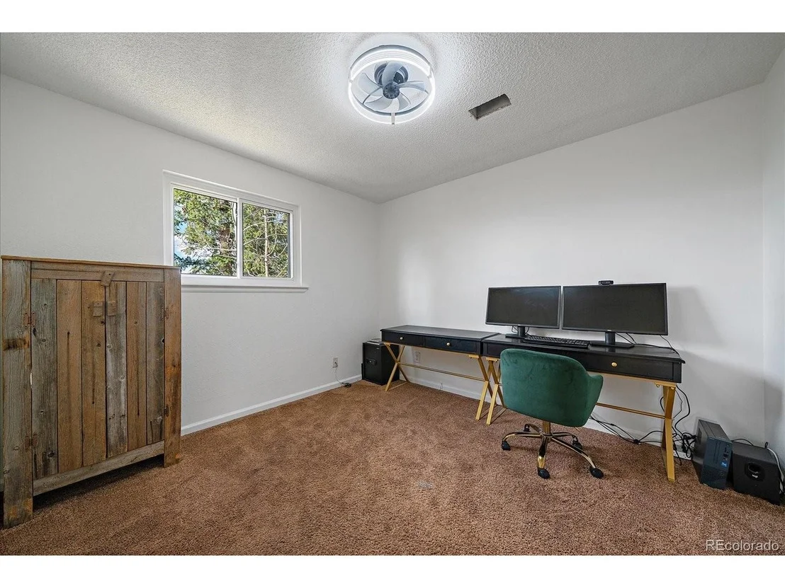 Photo of 26792 Hilltop Rd