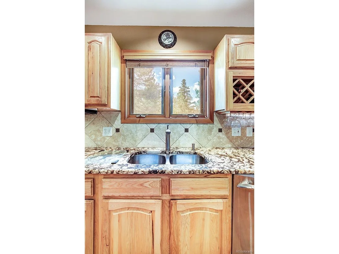 Photo of 1690 Falcon Cir