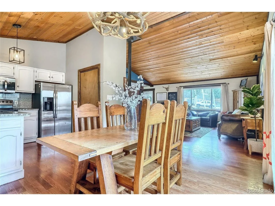 Photo of 123 Silver Lakes Dr