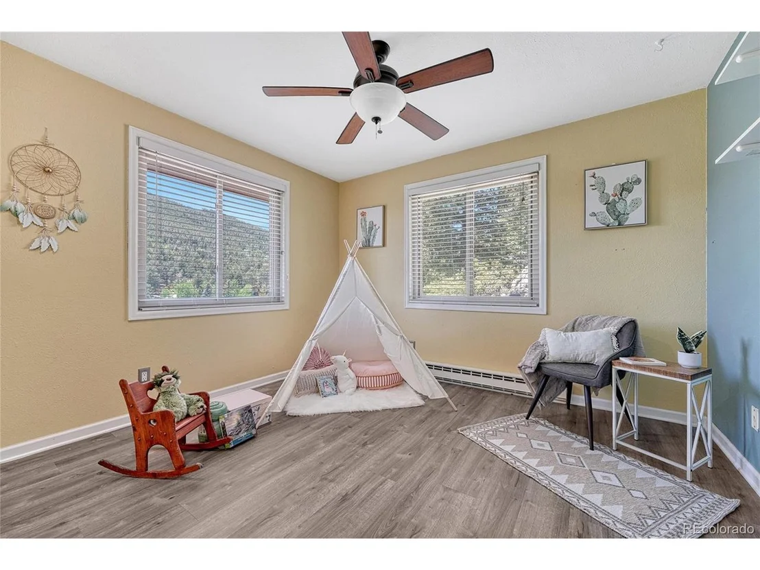 Photo of 22095 Cook Ln