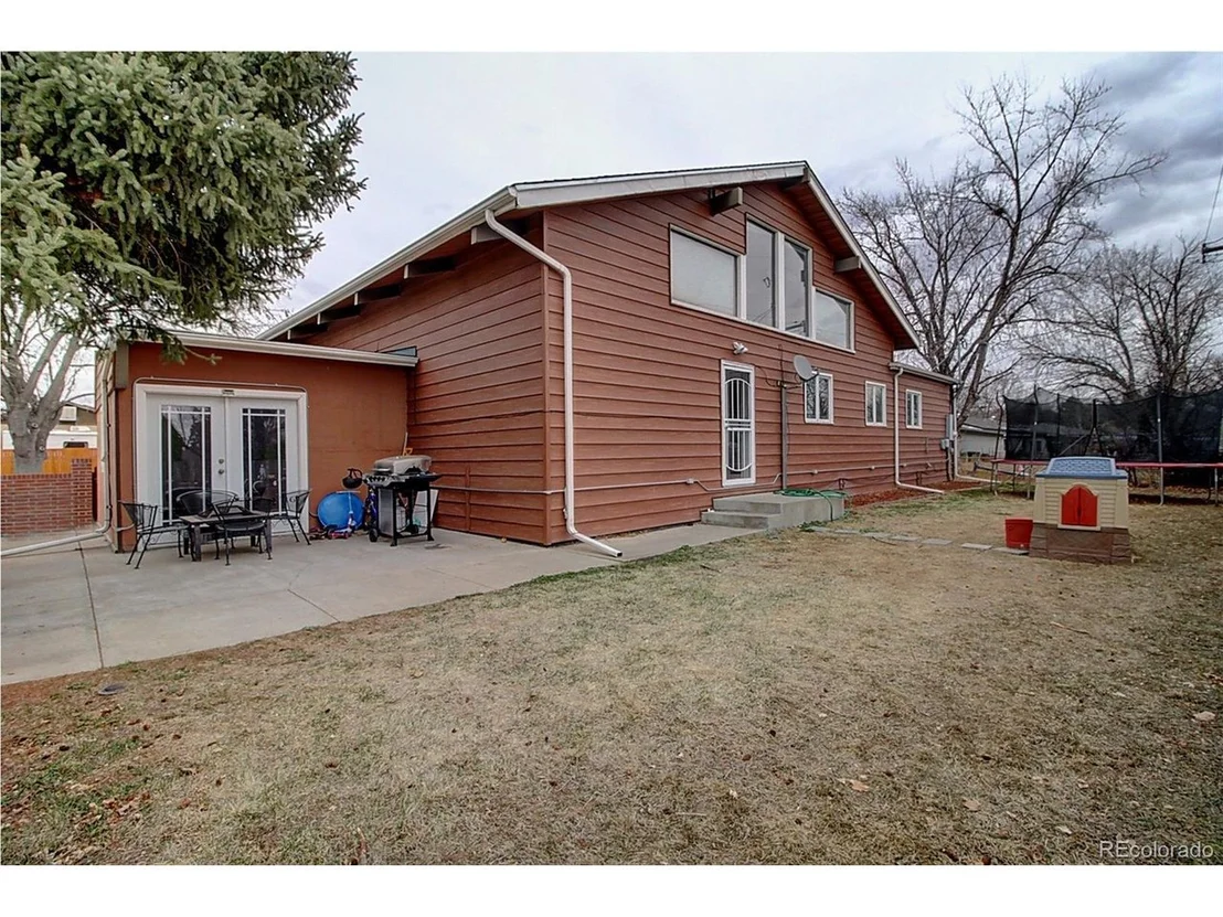 Photo of 3900 W Floyd Ave