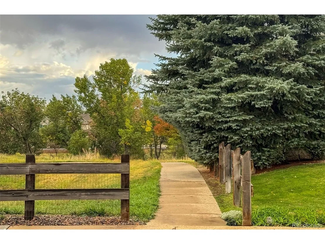 Photo of 11263 Glenmoor Cir