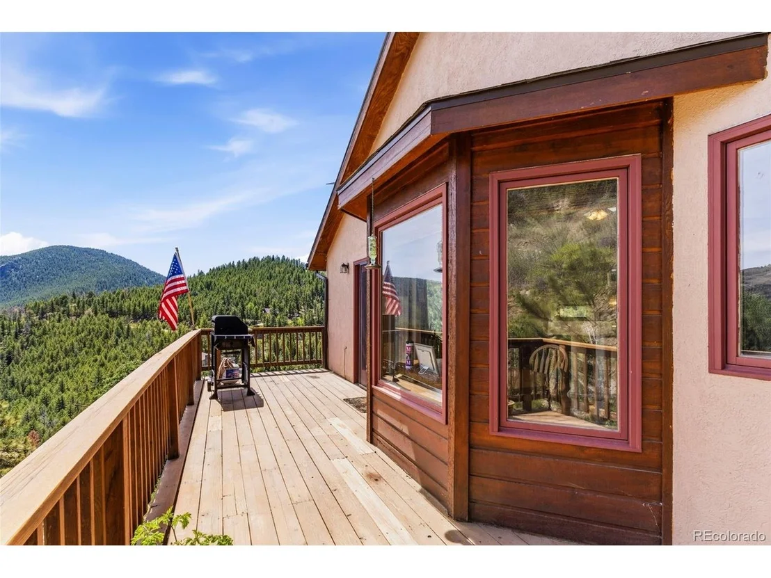 Photo of 1649 Elk Valley Dr
