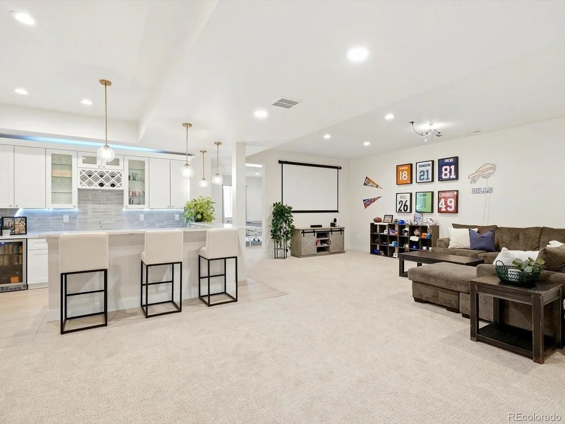 Photo of 1675 Arrowpoint Ct
