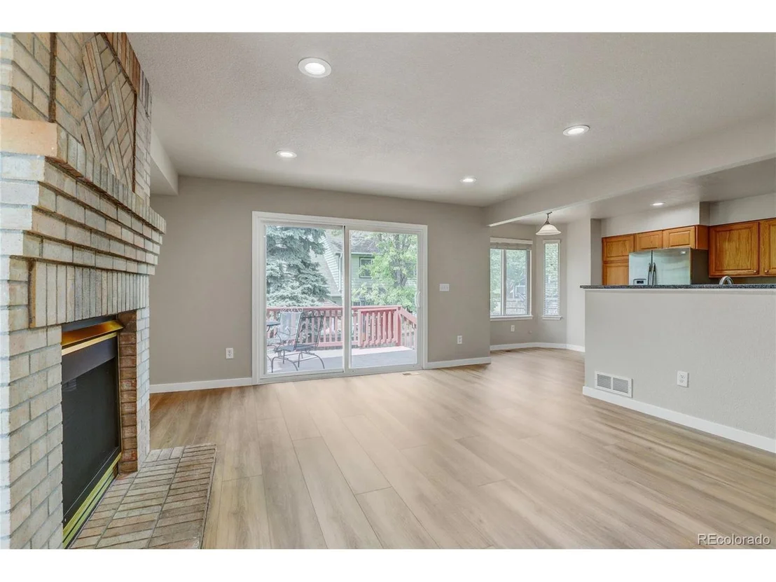Photo of 6735 W 97th Cir