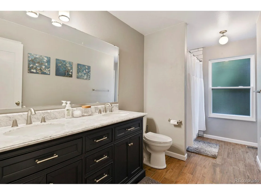 Photo of 10385 W Lambuth Pl