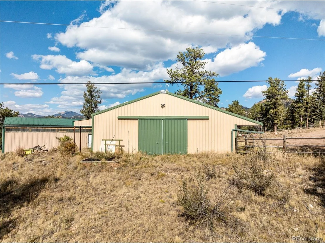 Photo of 31437 Evans View Ln