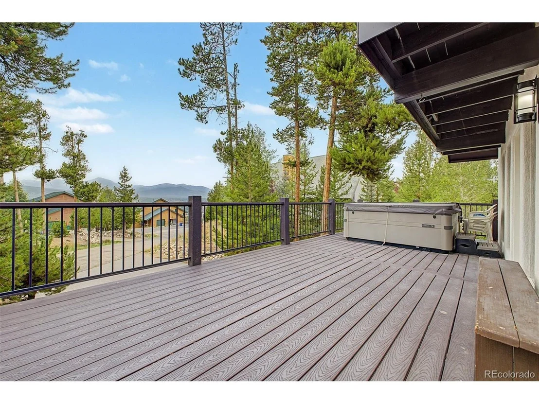 Photo of 821 Ferret Ln