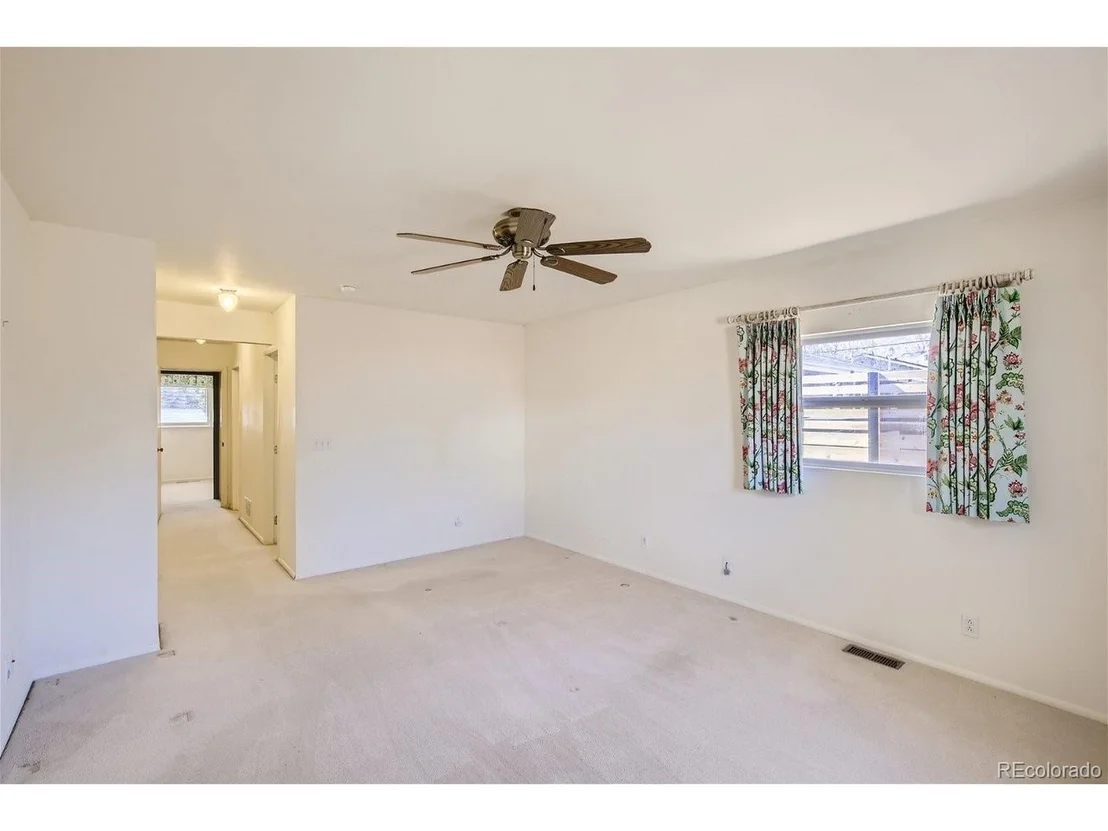 Photo of 2081 Evergreen Ave